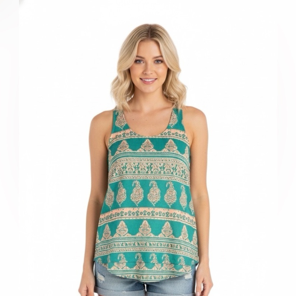 Umgee High low Tank Top/shirt Size Medium